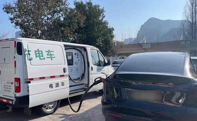 江安汽车搭电