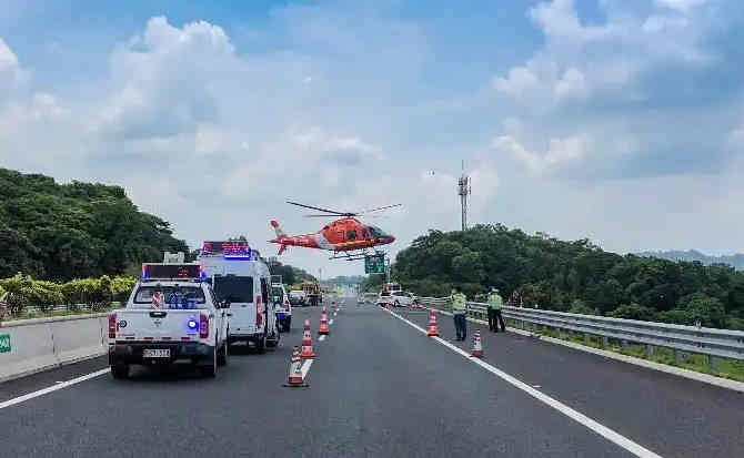 江安高速公路汽车救援案例