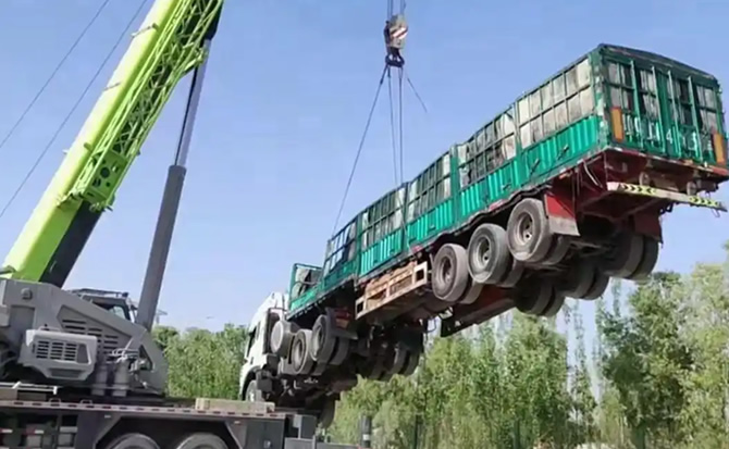 江安道路脱困救援案例